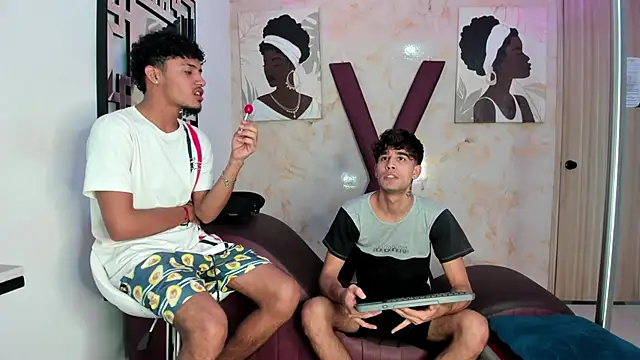 PRETTY COCK1 online show from April 21, 2026, 1:18 am