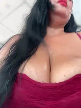 Savage-milf online show from March 22, 2026, 4:54 pm