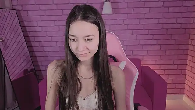 Snapshot of Nicole_Brownie chatting on February 6, 2026, 7:23 am Nicole Brownie online show from February 6, 2026, 7:23 am