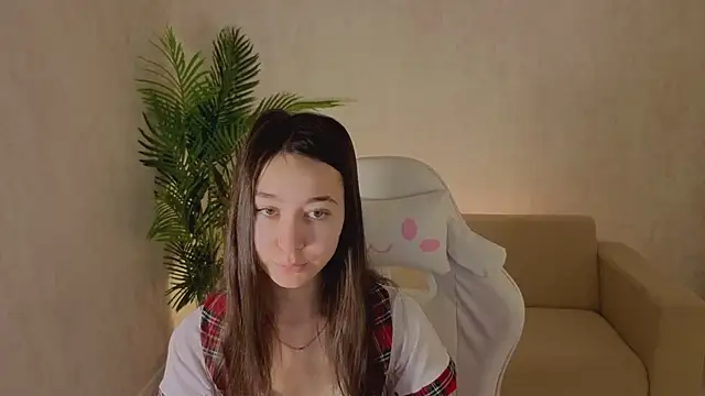 Snapshot of Nicole_Brownie chatting on February 10, 2026, 5:22 am Nicole Brownie online show from February 10, 2026, 5:22 am