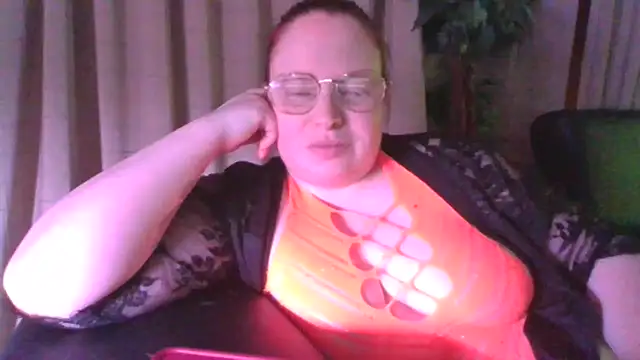 Sarahtjeuh  online show from March 11, 2026, 8:37 pm