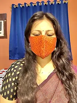 Snapshot of noty_girl2 chatting on April 2, 2026, 7:06 am noty girl2 online show from April 2, 2026, 7:06 am