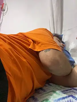 vanilla Kush online show from February 19, 2026, 4:52 am