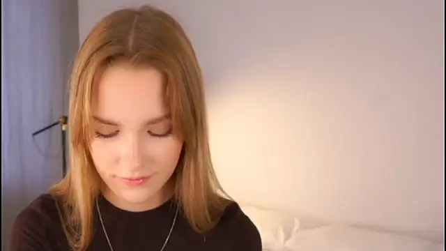 HellenSpelly online show from March 1, 2026, 10:12 pm