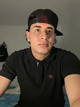 Maximuz1920 online show from March 9, 2026, 7:01 am