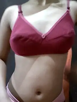 Snapshot of twinkle20 chatting on February 1, 2026, 6:45 am twinkle20 online show from February 1, 2026, 6:45 am