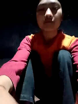 Snapshot of Hoa-tuylip chatting on March 2, 2026, 11:11 pm Hoa-tuylip online show from March 2, 2026, 11:11 pm