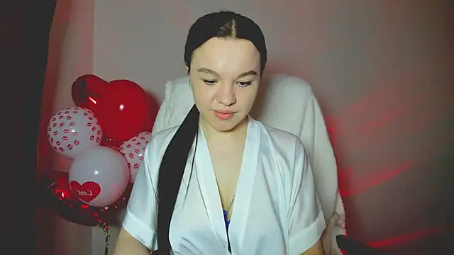 Snapshot of Mia_Mia999 chatting on February 13, 2026, 10:06 pm Mia Mia999 online show from February 13, 2026, 10:06 pm