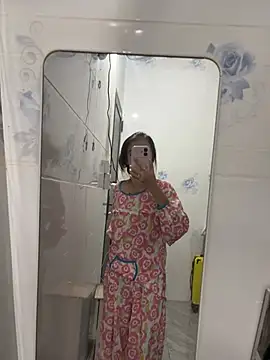 Phuonghot189 online show from June 27, 2026, 4:34 pm