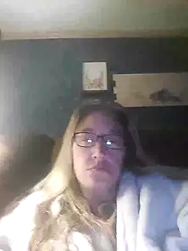 Sunflower0025 online show from February 18, 2026, 12:45 pm