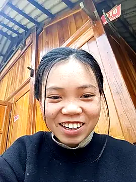 Snapshot of derylove_ chatting on March 3, 2026, 3:56 am derylove online show from March 3, 2026, 3:56 am