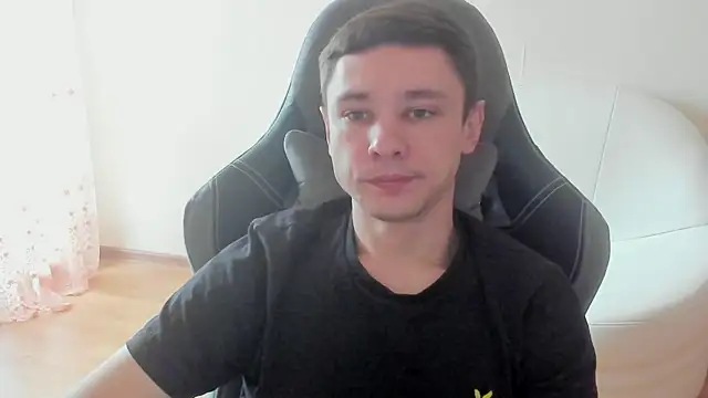 Alexmansuper online show from April 9, 2026, 10:20 am