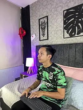 bliinkii and luka  online show from March 29, 2026, 1:44 pm