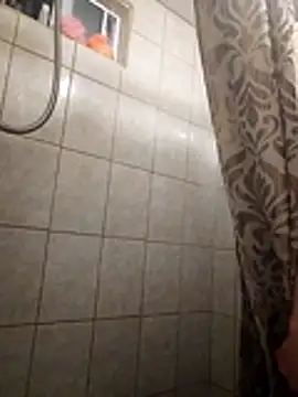 Snapshot of Mlo69 chatting on February 25, 2026, 4:33 am Mlo69 online show from February 25, 2026, 4:33 am