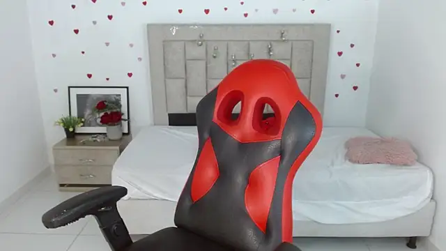 Caius fox online show from March 30, 2026, 1:23 pm