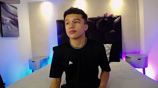 Dominik Souza online show from March 24, 2026, 6:57 pm