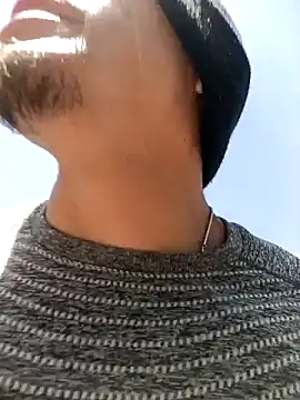 Snapshot of serranoandre chatting on March 2, 2026, 3:19 pm serranoandre online show from March 2, 2026, 3:19 pm