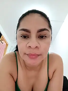 luna pinky online show from February 18, 2026, 3:30 pm