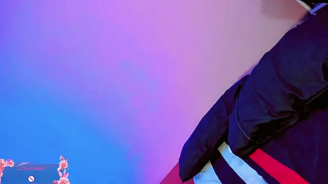 zoe rous2 online show from April 1, 2026, 1:41 pm