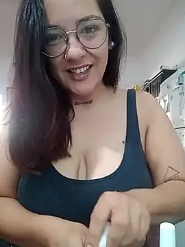 Snapshot of kuramaqueen chatting on February 10, 2026, 6:45 pm kuramaqueen online show from February 10, 2026, 6:45 pm