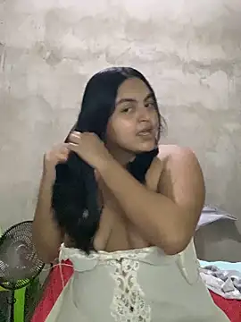 veronicarodriguezx online show from June 11, 2026, 4:32 am