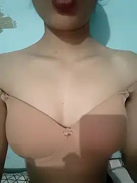 alisha khan1 online show from March 9, 2026, 3:05 pm