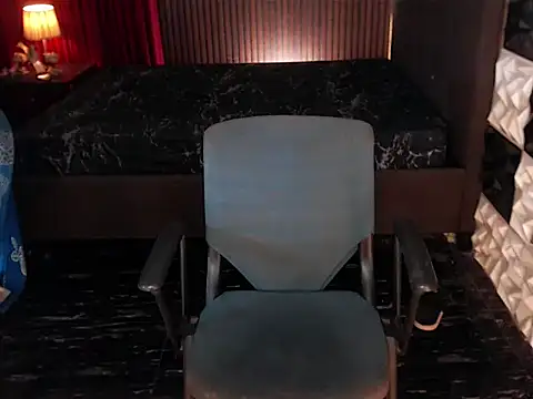 PrettyHorseCockTrans online show from July 5, 2026, 9:44 pm