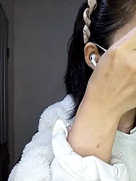 Daisy-lusia2026 online show from March 21, 2026, 10:13 pm