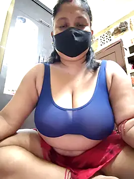 Curvy Trisha online show from April 20, 2026, 7:26 pm