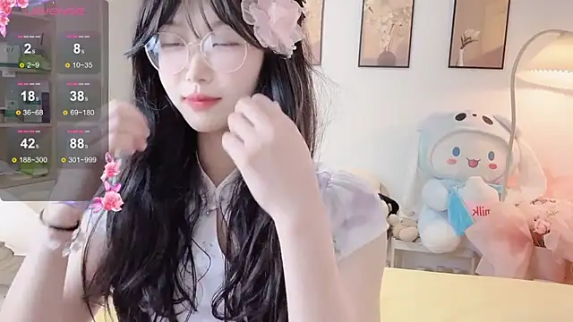 Luminous4173 online show from April 19, 2026, 10:36 am