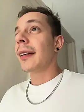 Snapshot of AxelMuller chatting on March 2, 2026, 12:56 pm AxelMuller online show from March 2, 2026, 12:56 pm