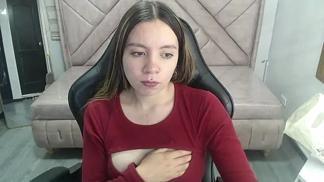 Snapshot of Eco_deluna_v chatting on February 19, 2026, 1:07 pm Eco deluna v online show from February 19, 2026, 1:07 pm