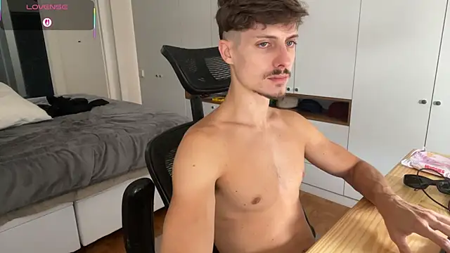 Snapshot of vitoraugustoxxx chatting on February 2, 2026, 6:39 pm vitoraugustoxxx online show from February 2, 2026, 6:39 pm