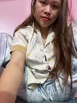 Emxinhka1 online show from May 8, 2026, 3:17 pm