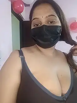 Aliya Hott online show from June 24, 2026, 5:17 am
