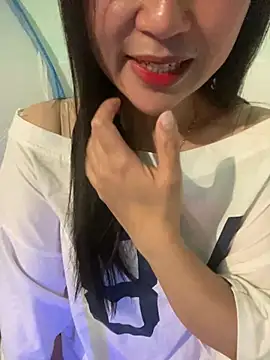 Snapshot of hotgirl-sexy chatting on March 4, 2026, 3:07 pm hotgirl-sexy online show from March 4, 2026, 3:07 pm