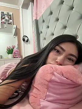 Bonny Eva online show from May 13, 2026, 5:38 am