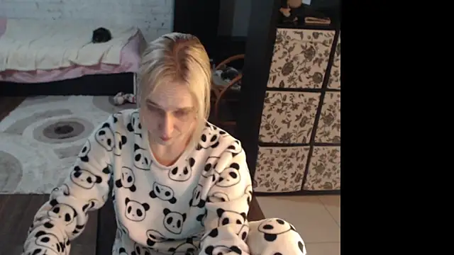 Your guilty pleasure1 online show from February 14, 2026, 10:50 pm