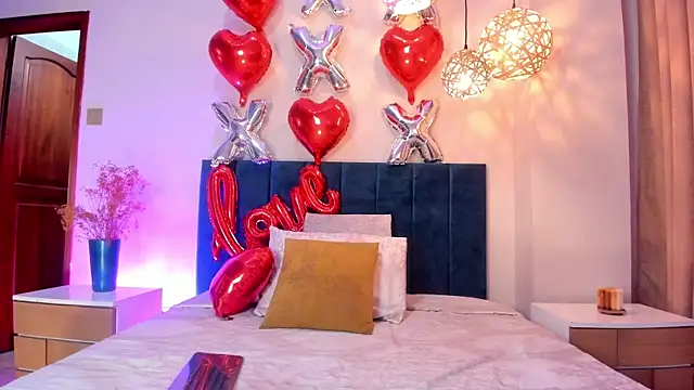 Snapshot of AnnaBroooks chatting on February 14, 2026, 12:07 am AnnaBroooks online show from February 14, 2026, 12:07 am