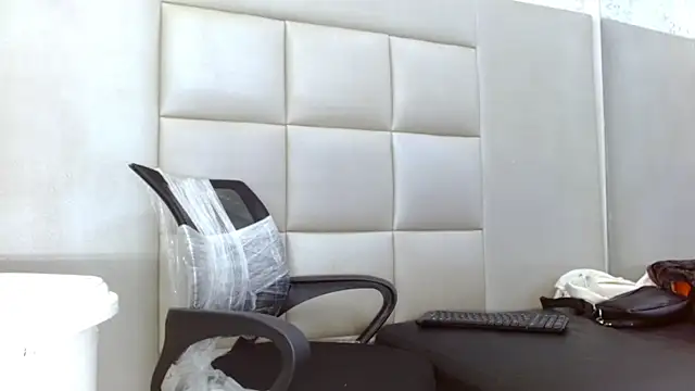 Snapshot of TonnyMarck chatting on February 23, 2026, 2:42 am TonnyMarck online show from February 23, 2026, 2:42 am