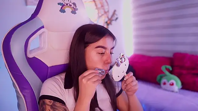 mavi boo online show from February 13, 2026, 6:59 pm