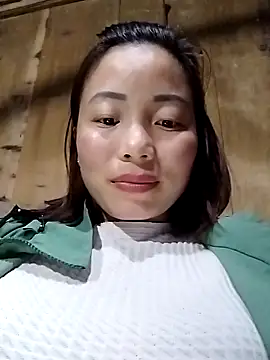 Snapshot of Ella-aa chatting on February 18, 2026, 7:48 am Ella-aa online show from February 18, 2026, 7:48 am