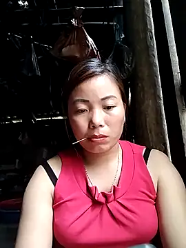 Ella-aa online show from March 25, 2026, 5:57 am