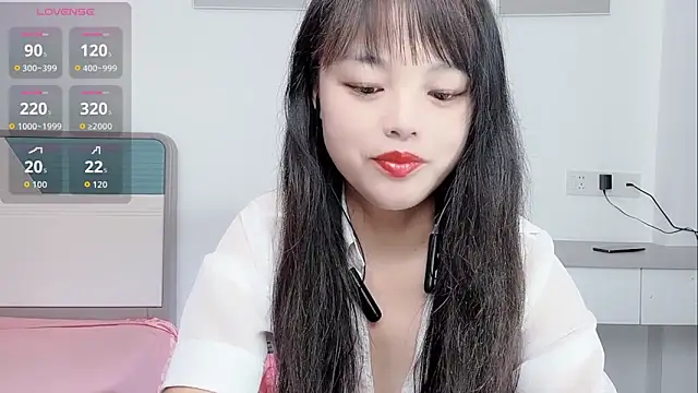 xianxian-baby online show from March 18, 2026, 7:39 pm