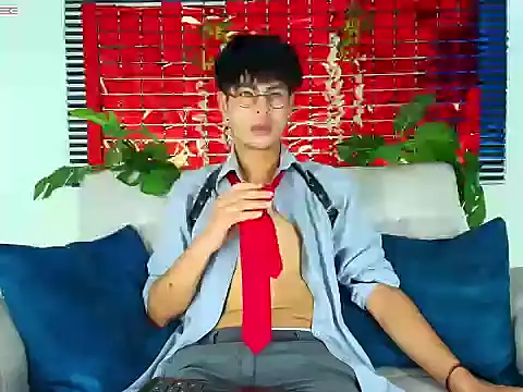 Snapshot of ThiiagoSaeenz chatting on February 19, 2026, 3:30 pm ThiiagoSaeenz online show from February 19, 2026, 3:30 pm