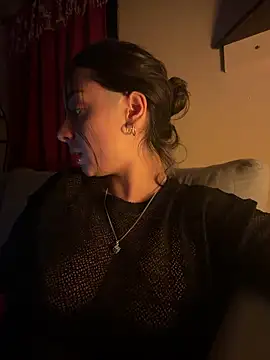 Sweetgirl44hott online show from March 29, 2026, 1:27 am