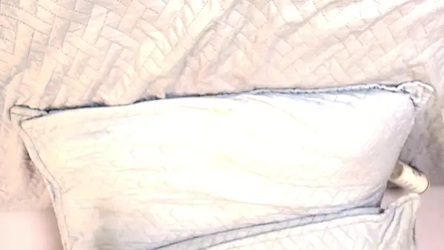 melany roberts  online show from February 20, 2026, 6:26 am