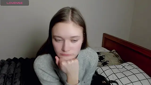 Elina X online show from March 4, 2026, 10:05 pm