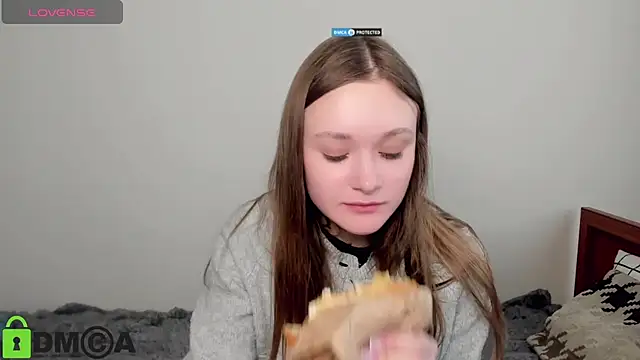 Elina X online show from May 28, 2026, 12:46 pm