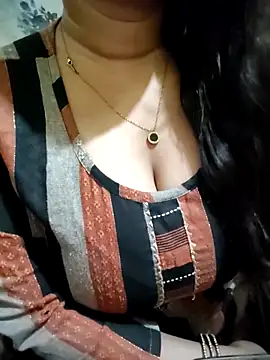 PARI51 online show from March 3, 2026, 8:04 pm